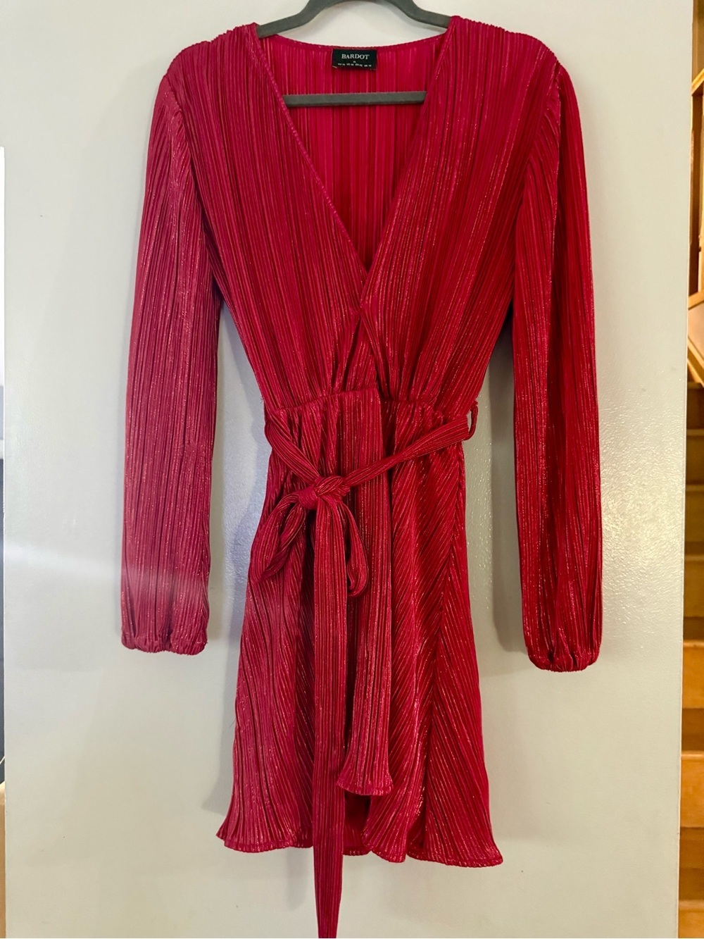 EUC Bardot Bellissa Pleated Long Sleeve Wrap Mini Dress Red Metallic